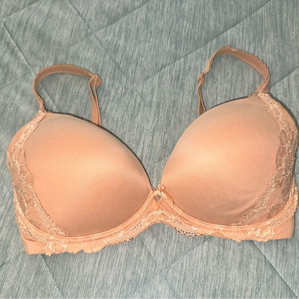 Body by Victoria wireless bra 34D